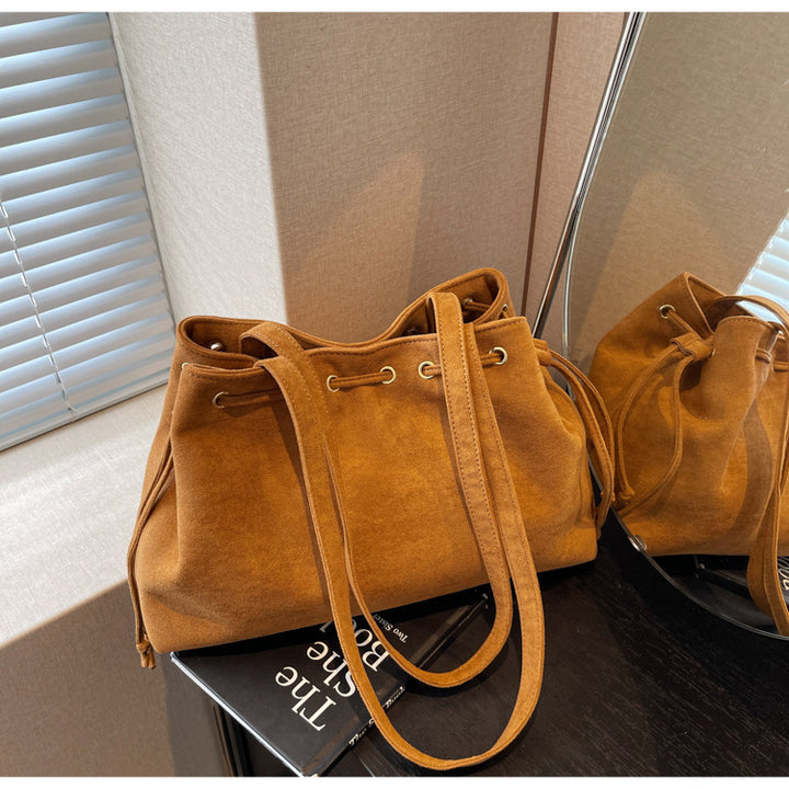 Women’s Minimalist Drawstring Tote Bag