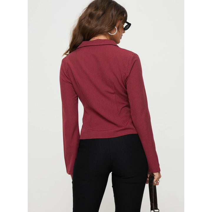 Women’s Striped Fitted Button-Up Shirt