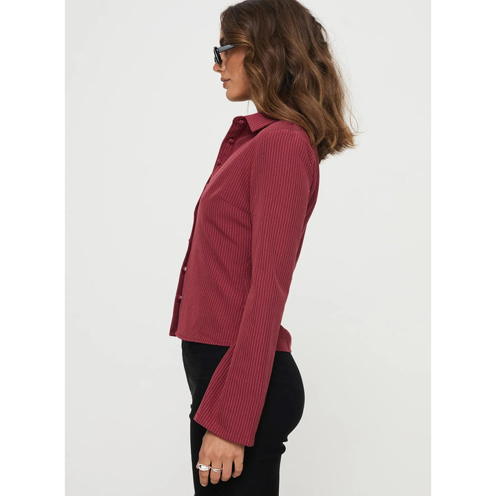Women’s Striped Fitted Button-Up Shirt