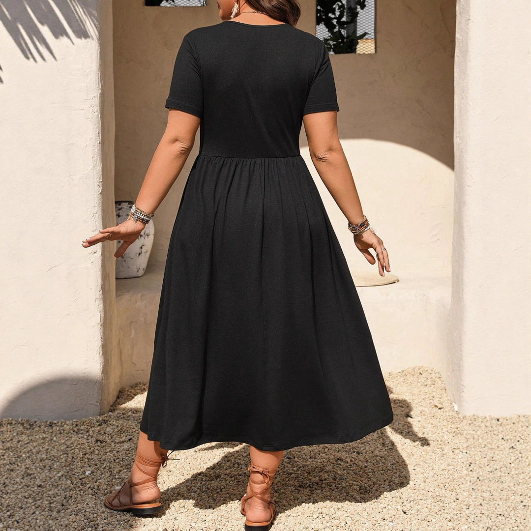 Plus Size Women’s Ruched V-Neck Midi Dress