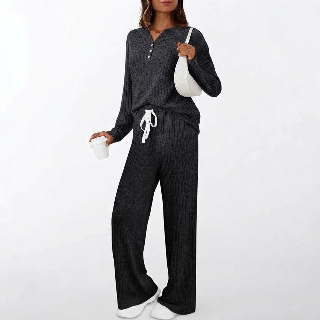 Women’s Cozy Knit 2-Piece Set&nbsp;