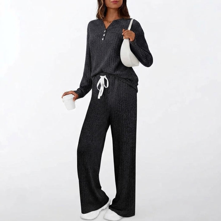Women’s Cozy Knit 2-Piece Set&nbsp;
