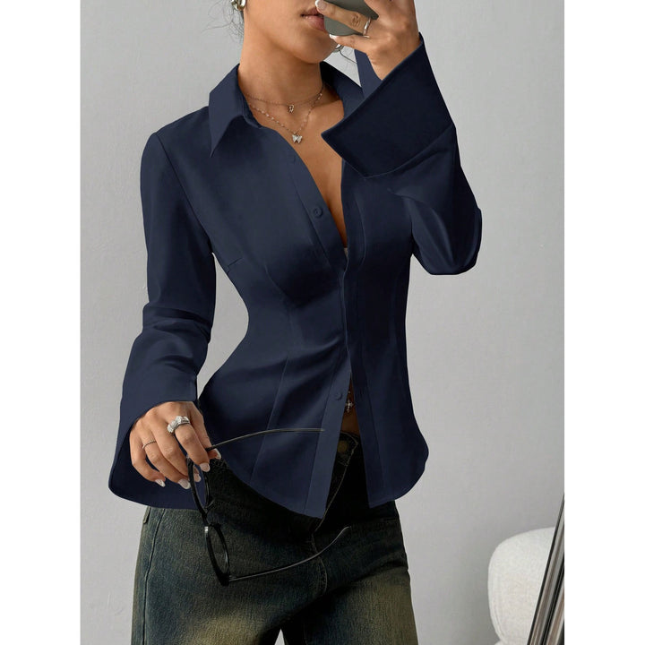 Women’s Fitted Button-Down Shirt