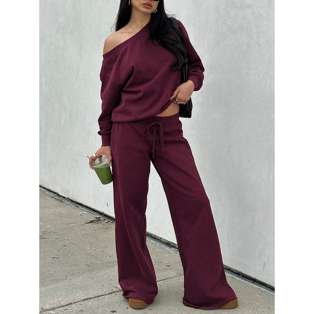 Women’s Off-Shoulder Two-Piece Set – Long Sleeve Sweatshirt & Wide-Leg