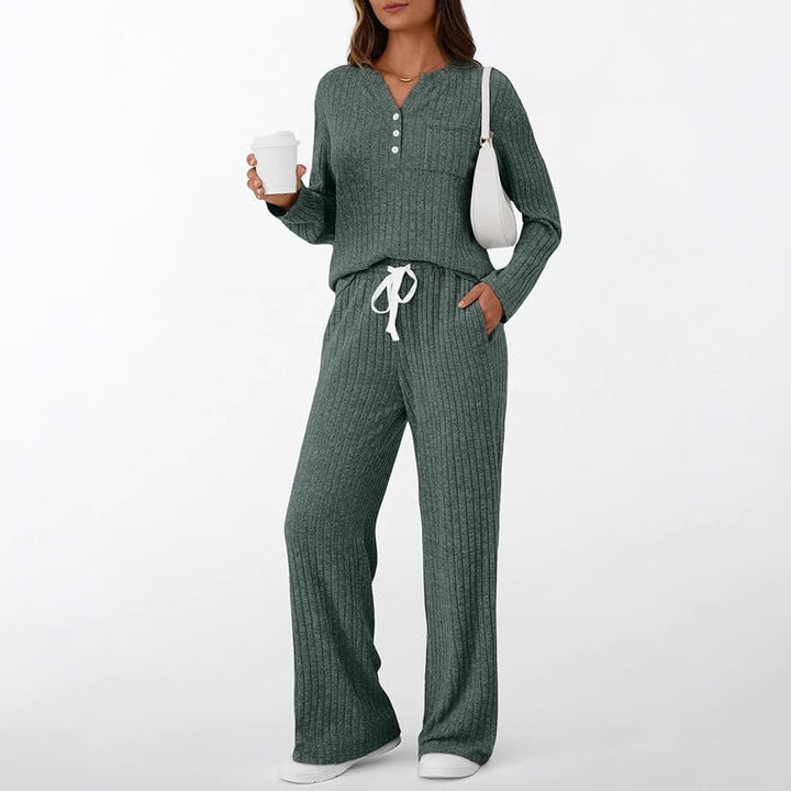 Women’s Cozy Knit 2-Piece Set&nbsp;
