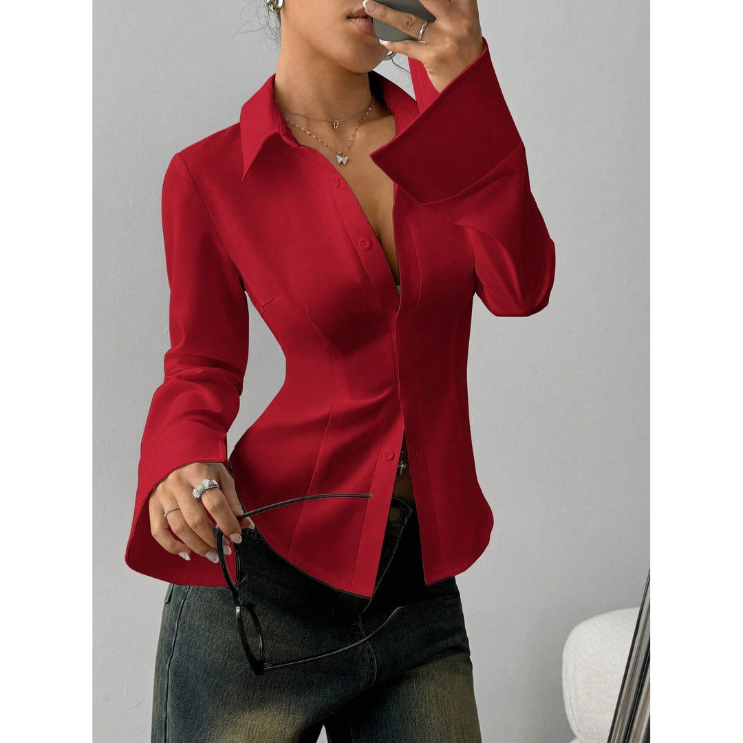 Women’s Fitted Button-Down Shirt