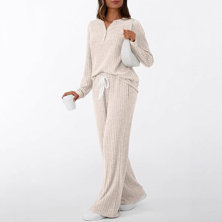 Women’s Cozy Knit 2-Piece Set&nbsp;