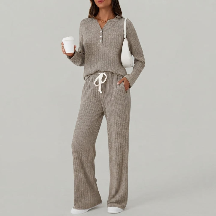 Women’s Cozy Knit 2-Piece Set&nbsp;